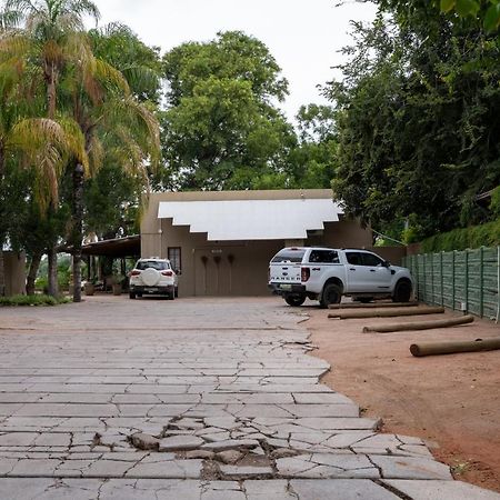 Riverbank Lodge Upington Esterno foto