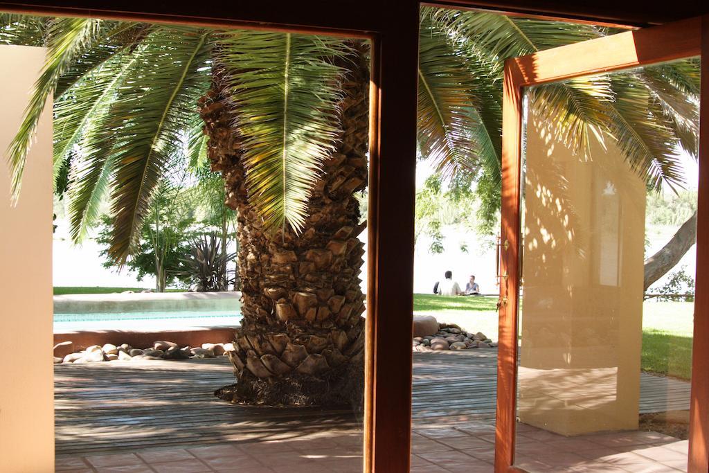Riverbank Lodge Upington Esterno foto