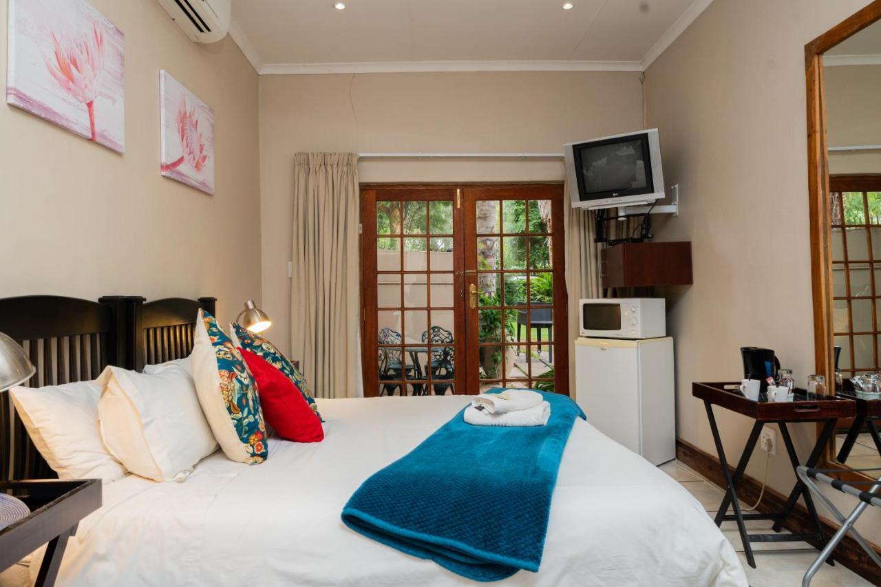 Riverbank Lodge Upington Esterno foto