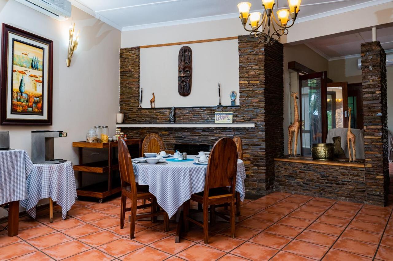 Riverbank Lodge Upington Esterno foto