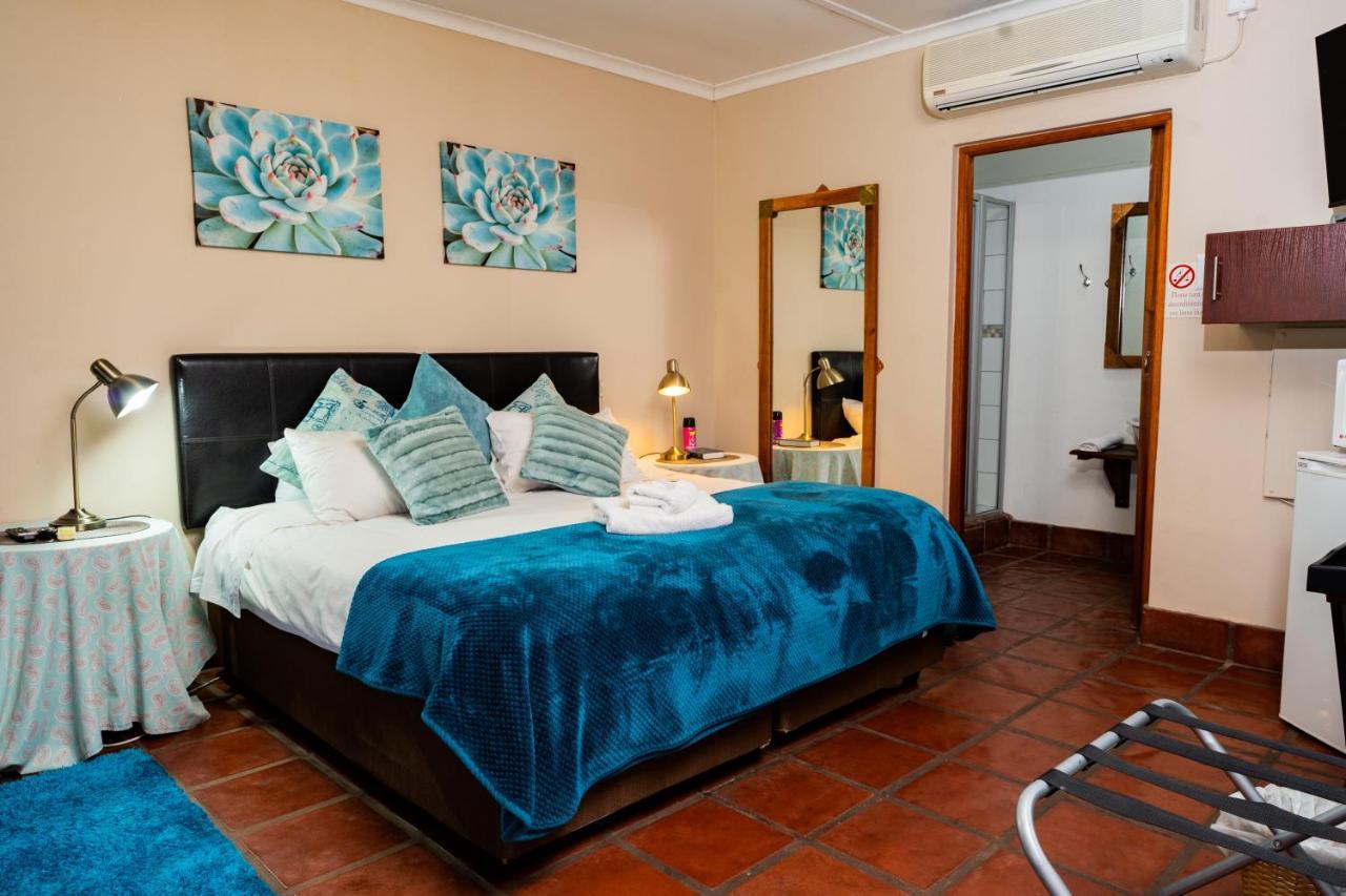 Riverbank Lodge Upington Esterno foto