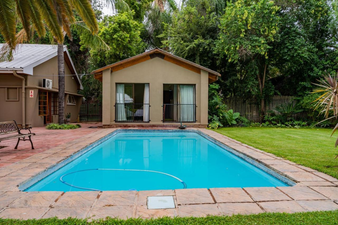 Riverbank Lodge Upington Esterno foto