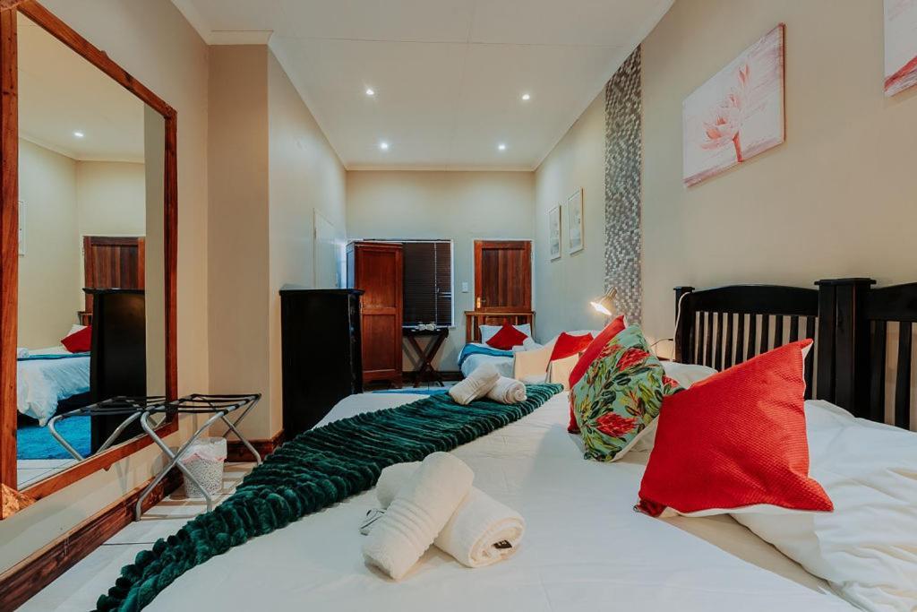 Riverbank Lodge Upington Esterno foto
