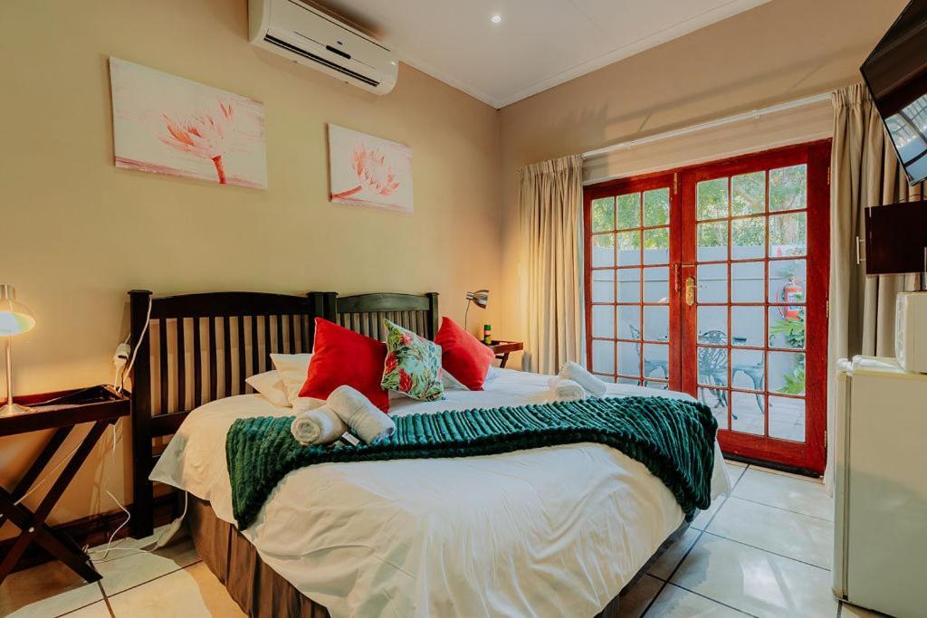 Riverbank Lodge Upington Esterno foto