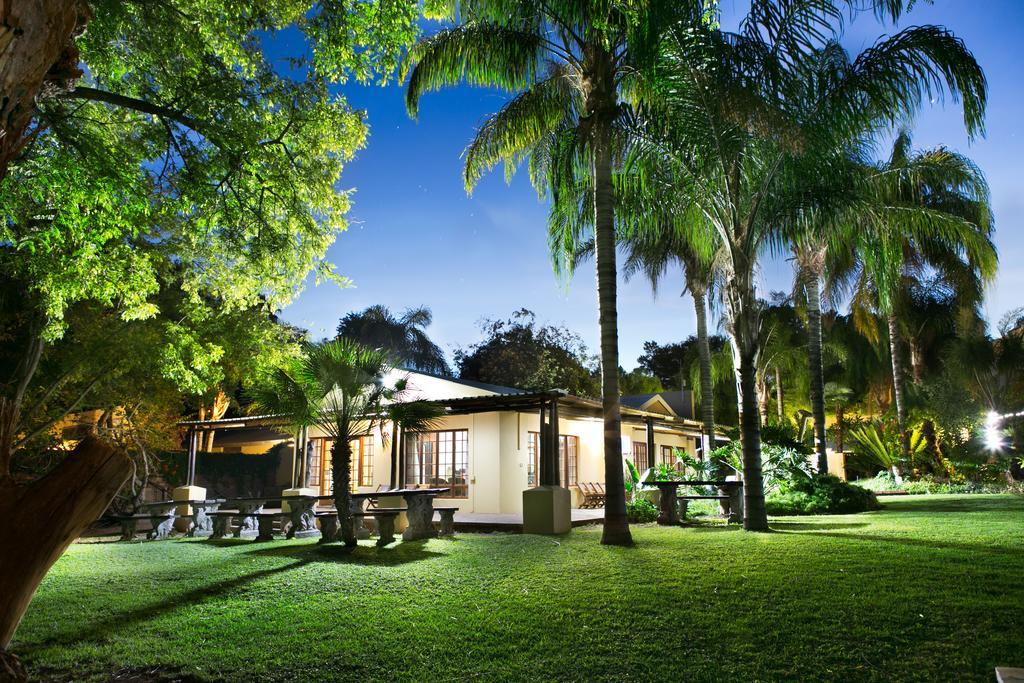 Riverbank Lodge Upington Esterno foto
